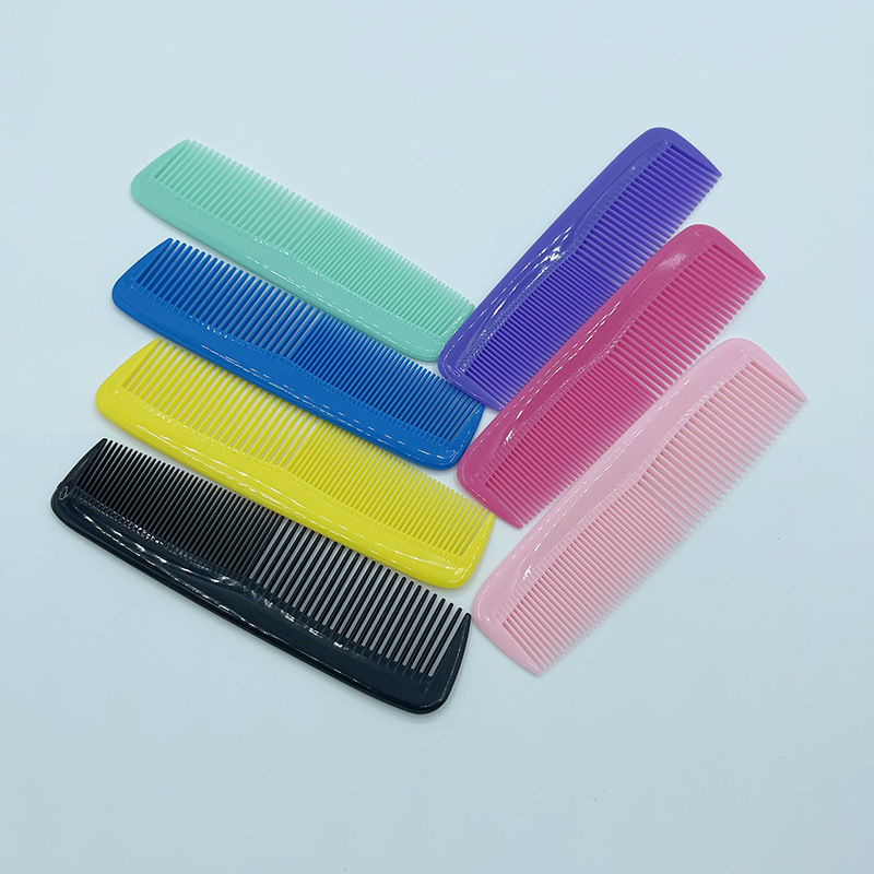 Comb Plastic Small