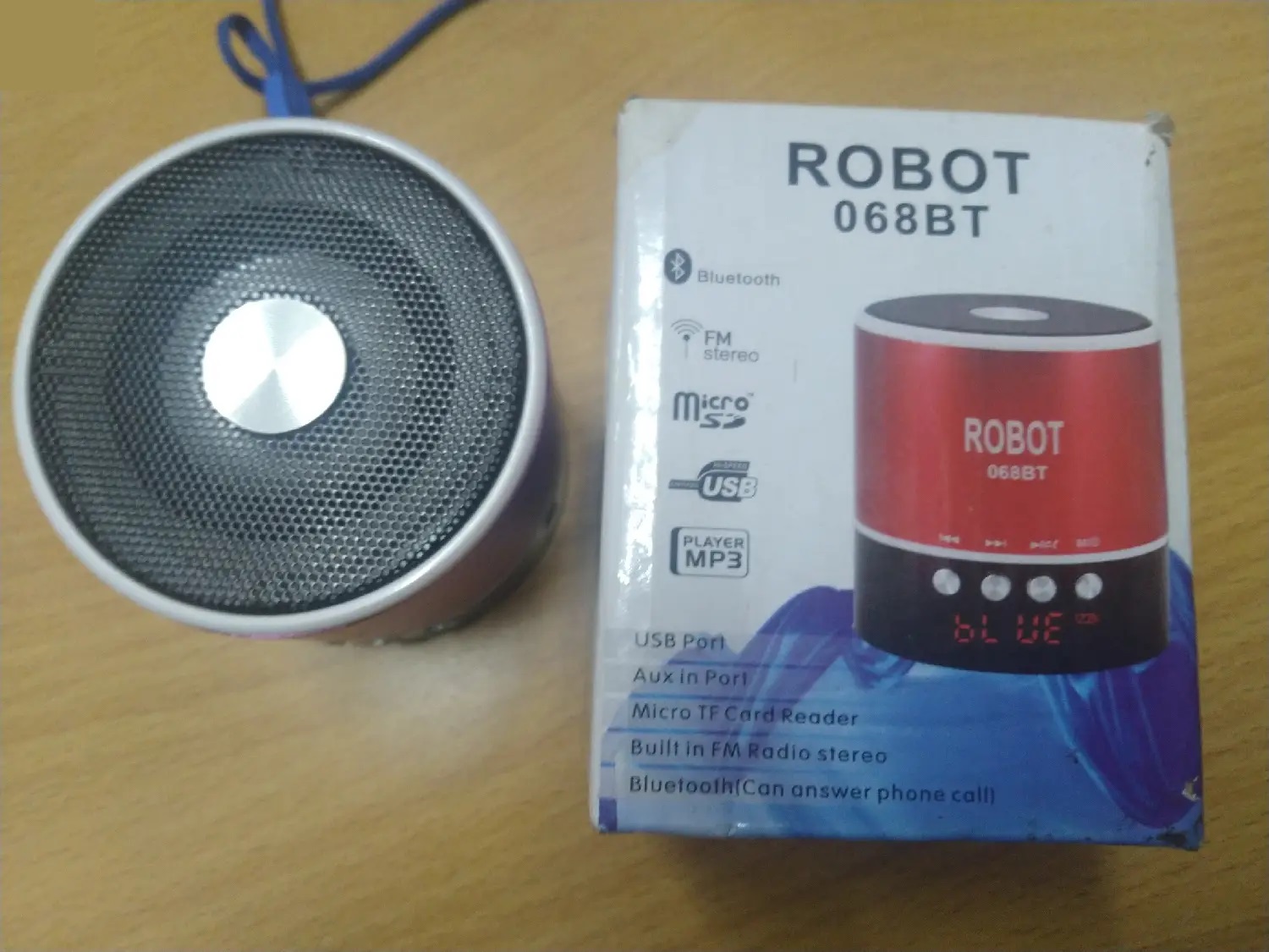 Robot Radio Speaker No.323Bt