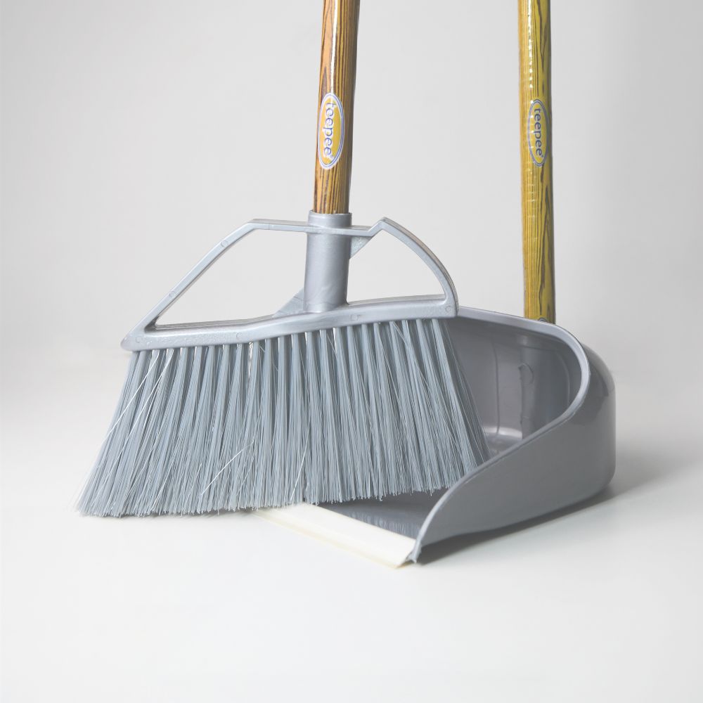 Teepee Standup Dustpan +Brush F4