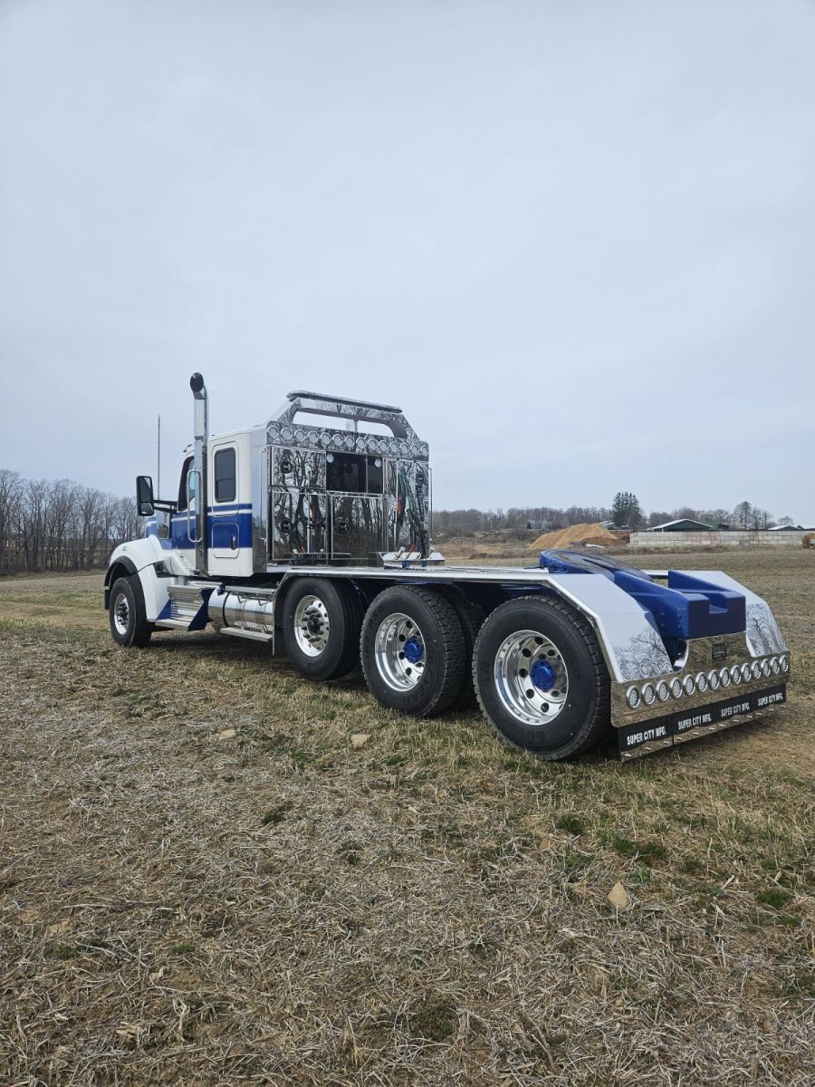 Tractor Supertruck No.999-8