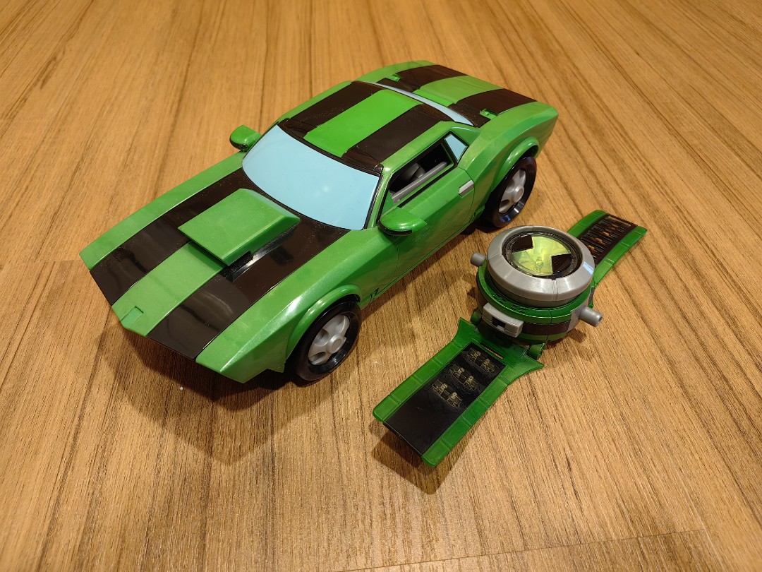 Ben 10 Toy Car No 2010