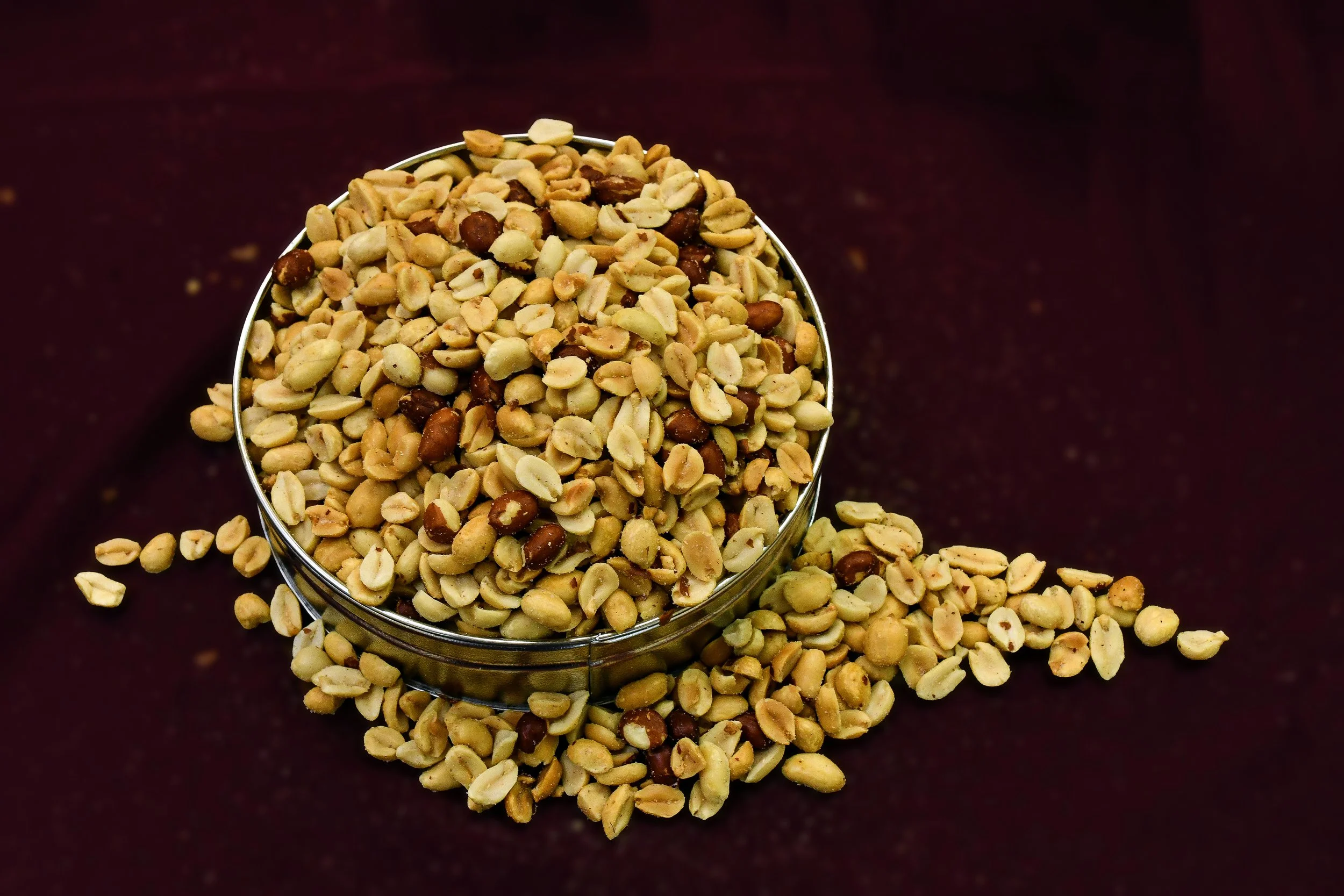 T.heat Roasted Salted Peanuts W. Skin 70G