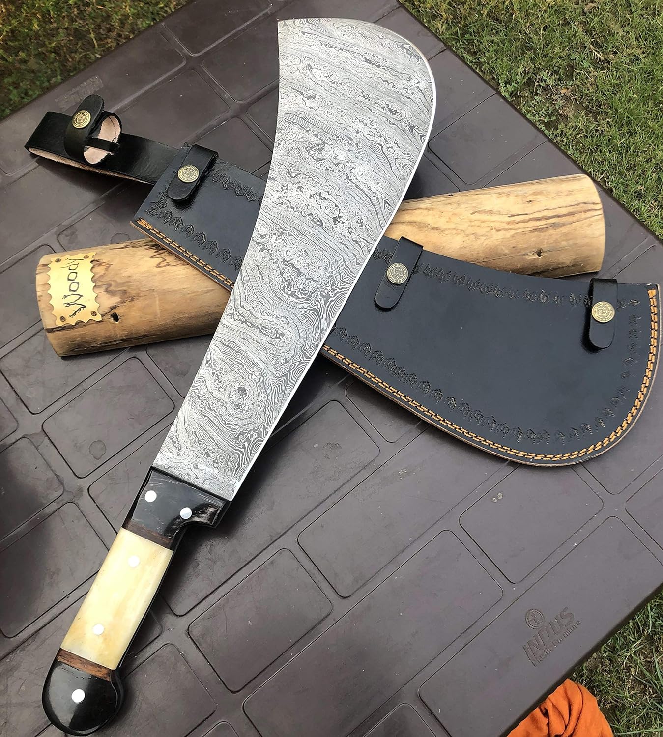Panga With Wooden Handle