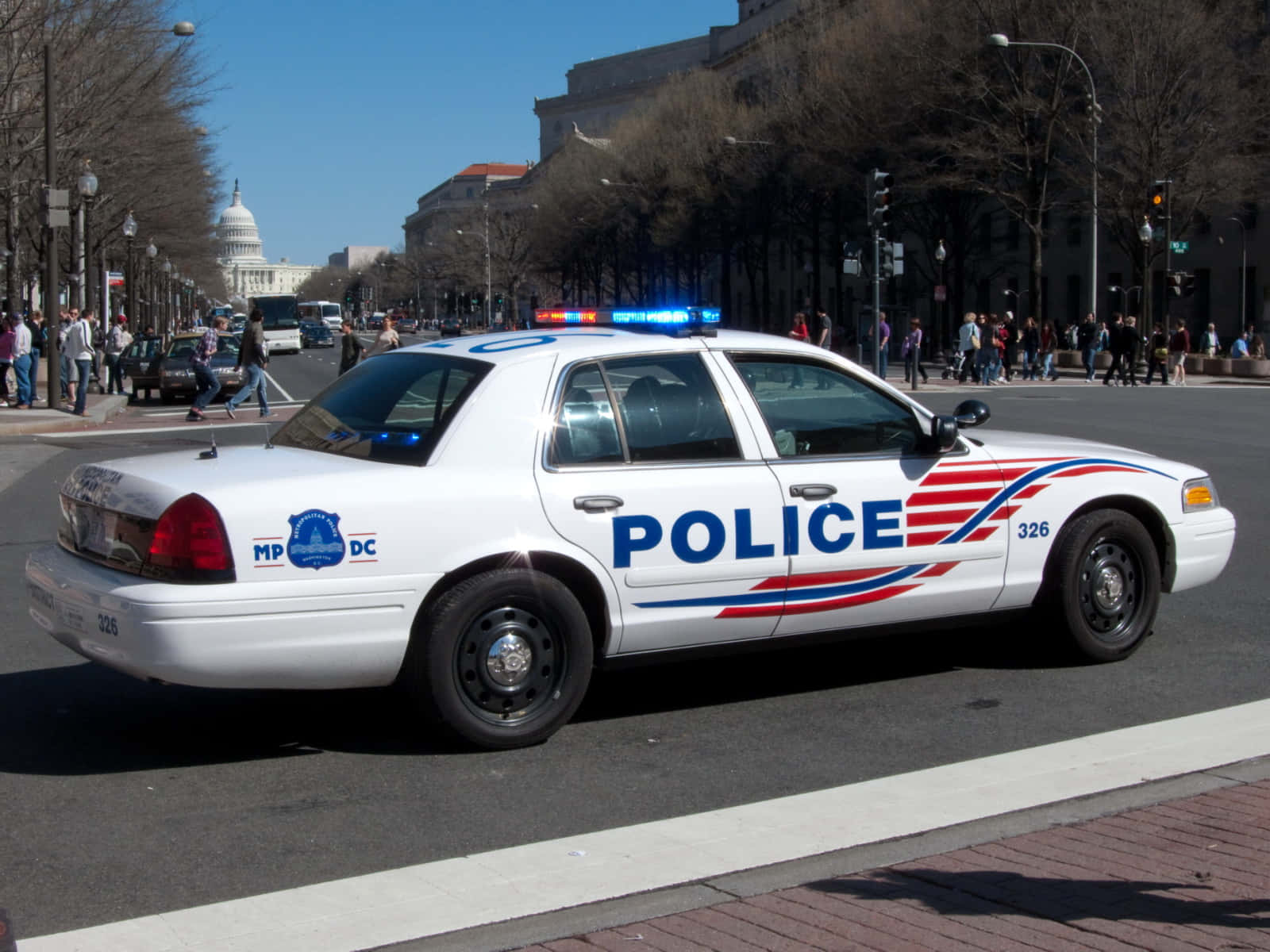 Police Plain Car