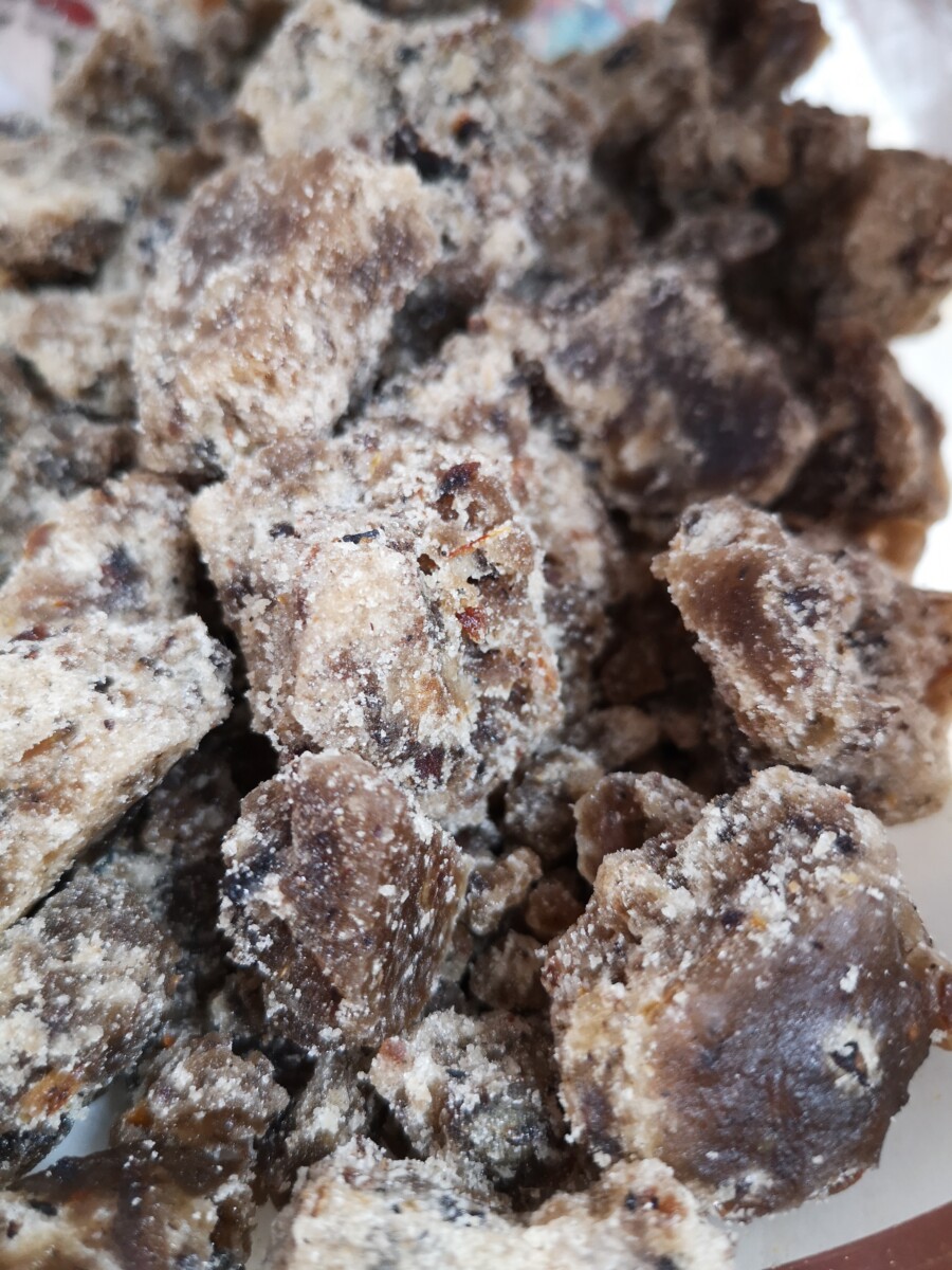 Unsi Al- Naem Incense
